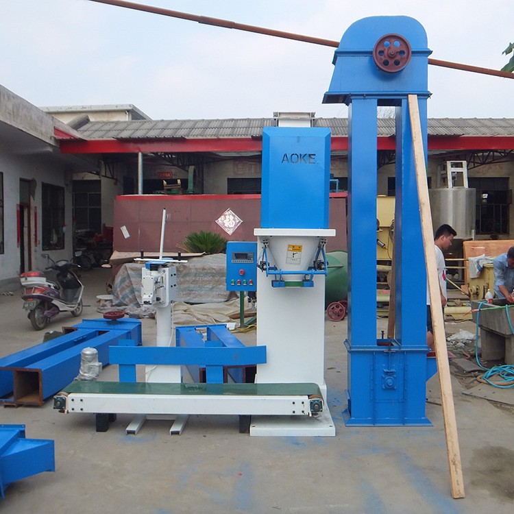 敞口顆粒包裝機(jī) 飼料包裝機(jī) 貓糧狗糧寵物飼料包裝機(jī) 玉米包裝機(jī)