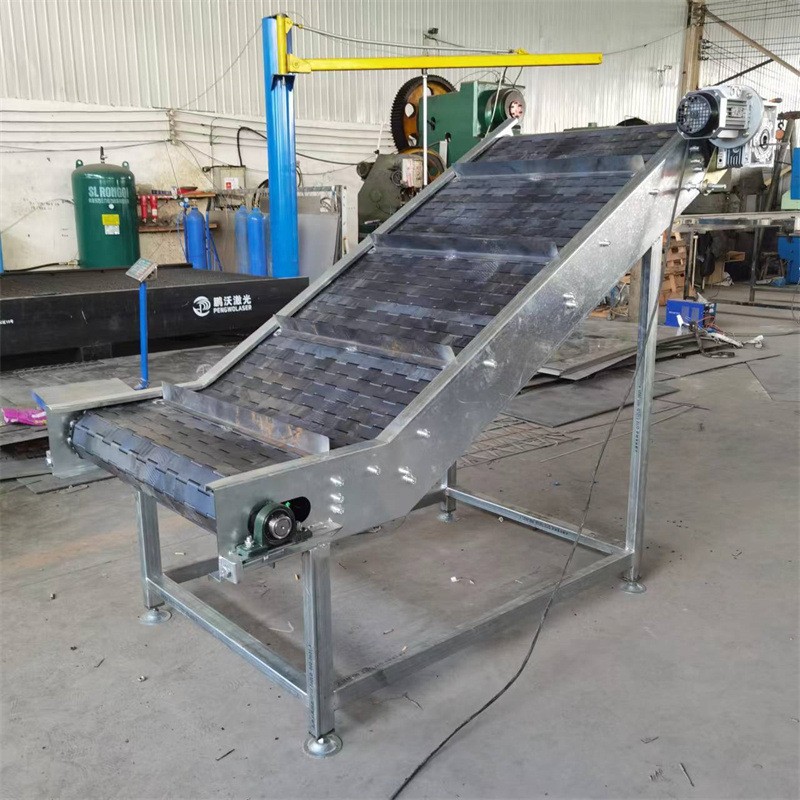 廣東鏈板輸送機(jī)不銹鋼扣板輸送設(shè)備銷量過百流水線傳送設(shè)備食品機(jī)